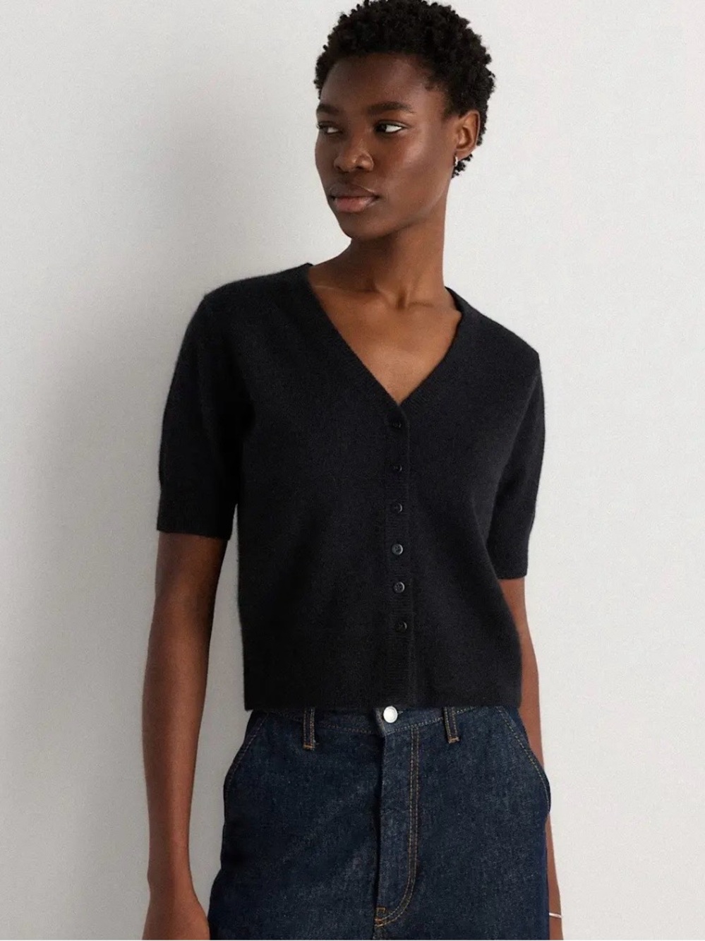 Quince Mongolian Cashmere Short
Sleeve Cardigan- Black -Size Large